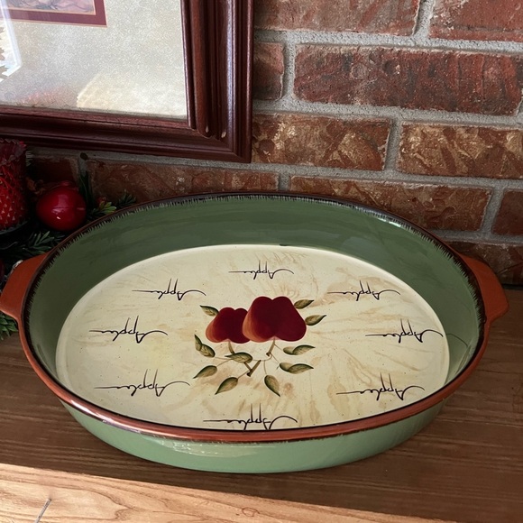 Rare Home Interiors Apple Orchard Collection 16” Casserole Dish - Picture 4 of 6